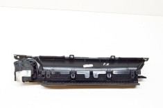 Gura de ventilație planșa de bord TESLA MODEL 3 2019 OEM: T0535792,1111599-00-B,2234148X,1111598-00-B,2234147X,1111619-00-B 13776016