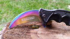 Karambit Smith &amp;amp; Wesson Curcubeu Rainbow Fade Briceag de lupta foto