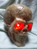 CRANIU UMAN cu leduri in ochi,craniu decorativ superb,16 cm/15 cm ,Tp GRATUIT