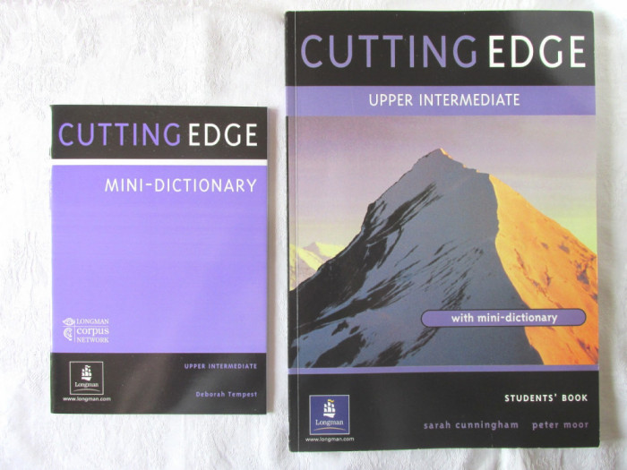 CUTTING EDGE - Upper Intermediate Students&#039; Book with mini-dictionary, 2003