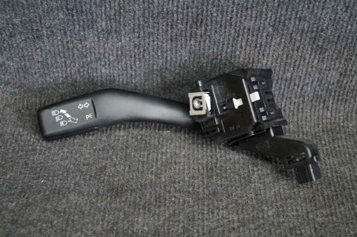 Maneta semnalizare ștergătoare SEAT LEON 1P1 2010 OEM: 1K0953513E 1776706