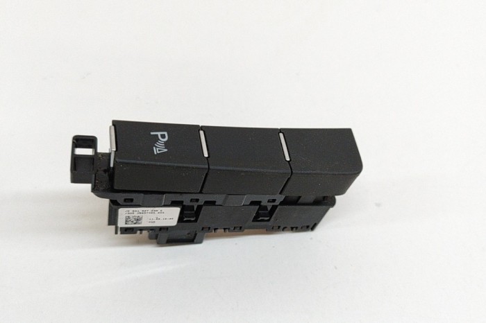 Comutator asistență la parcare VW GOLF VII 5G1, BQ1, BE1, BE2 2015 OEM: 5G1927238E 25845406