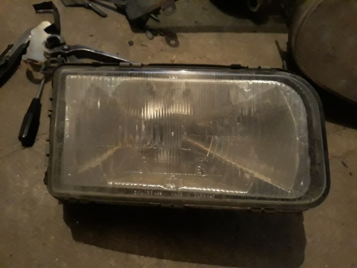 Far dreapta VW Passat 1997