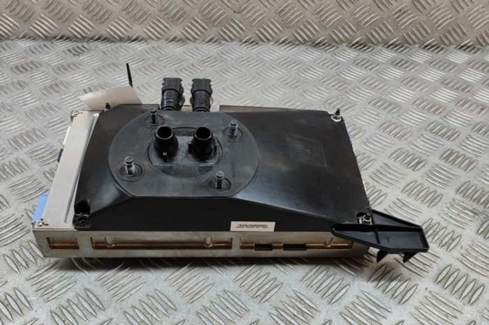 Alt modul de control TESLA MODEL 3 2019 OEM: 1465773-01-D,1527963-01,1462554-01-H,1465772-00-A 23899266