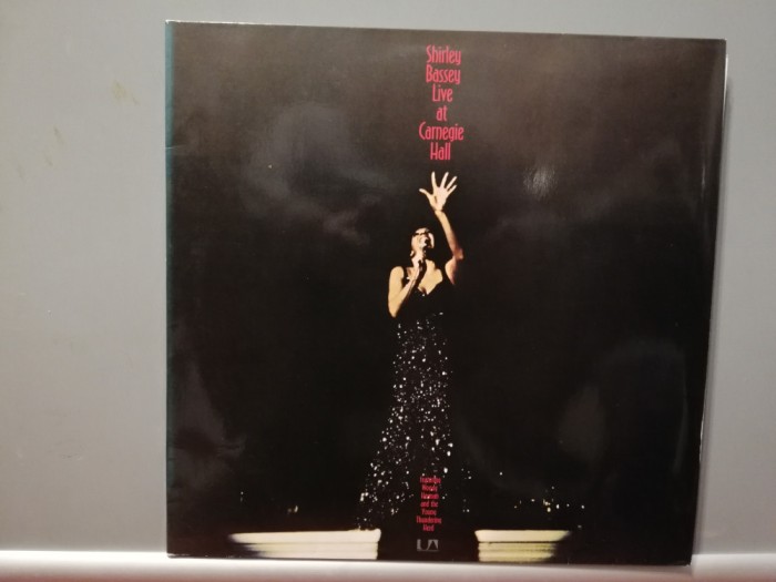 SHIRLEY BASSEY &ndash; LIVE AT CARNAGIE &ndash; 2LP SET (1973/United Artists/RFG) - Vinil/NM