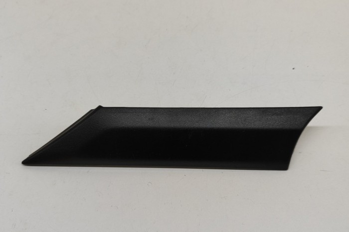 Ornament picurator haion dreapta HYUNDAI KONA 2022 OEM: 87860-J9000 29956078