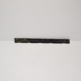 Suport prag lateral st&acirc;nga față BMW 5 F10 2010 OEM: 7184777 2420188