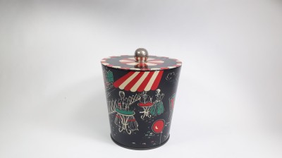 m Cutie veche de bomboane, in stare buna foto