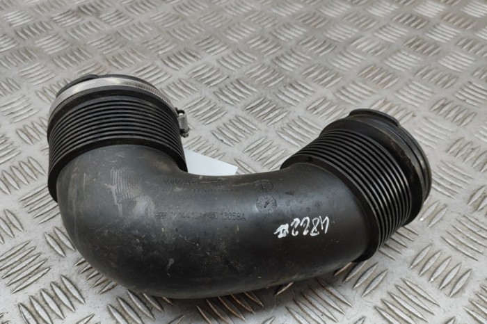 Tub de admisie aer AUDI Q7 4M 2015 OEM: 059129616B 28482783