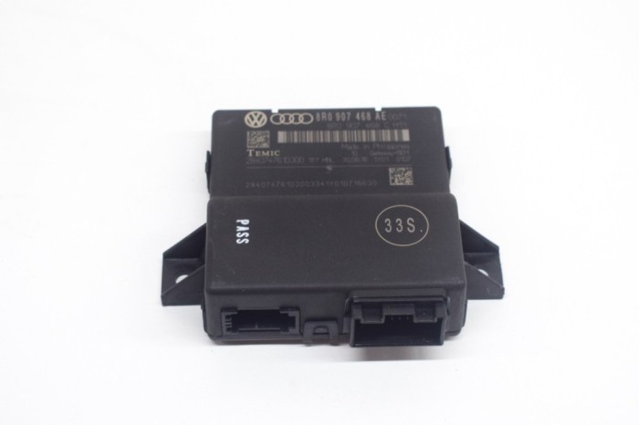 Unitate de control Gateway AUDI Q5 8R 2017 OEM: 8R0907468AE 17527593
