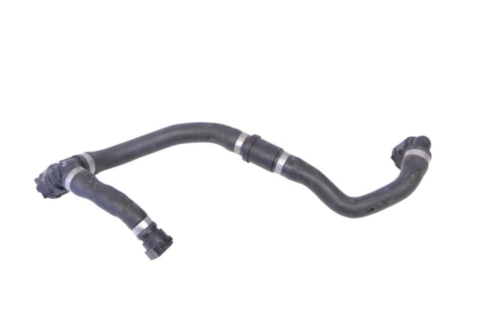 Furtun de lichid de răcire MERCEDES-BENZ E W213 2019 OEM: A2135015301 14945638