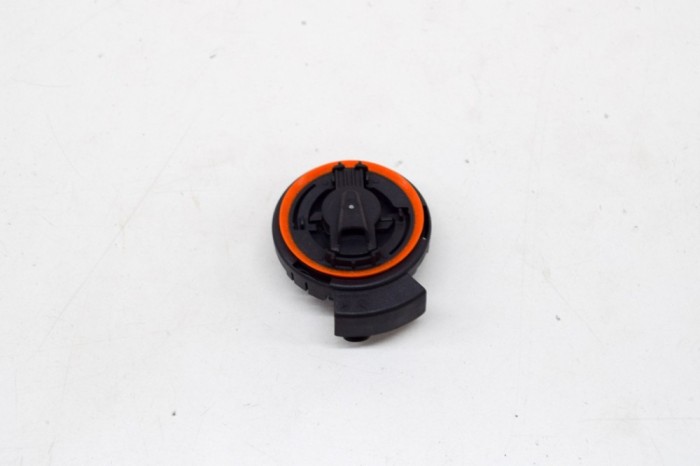Senzor de impact dreapta față TESLA MODEL 3 2021 OEM: 1036762-00-A 14171433