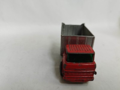 bnk jc Matchbox 26c G.M.C Tipper foto