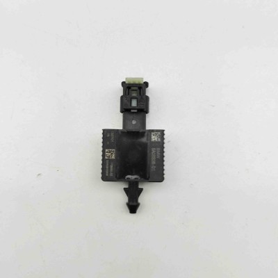 Senzor de impact dreapta față BMW 5 G30 2020 OEM: 5A0BB38 | 32597153 foto