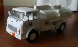 Macheta MAZ AC-8-5334 1985 UN - camion cisterna Nash Avtoprom 1/43, 1:43