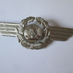 Rar! Cuc/semn arma ofiter aviatia militara DDR/Germania Democrata 1956-1990