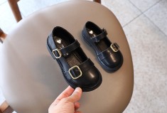 Pantofi negri cu catarame pentru fetite (Marime Disponibila: Marimea 29) foto