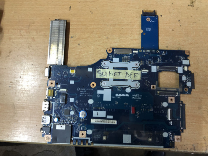 Placa de baza cu sunet defect Acer Aspire E1-572, A181