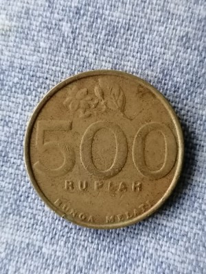 MONEDA - 500 RUPIAH 2003 - Indonezia . foto