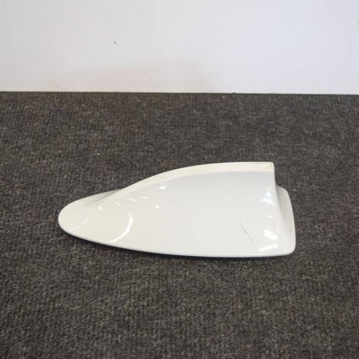 Ornament antena BMW 5 F10 2013 OEM: 9141467 10004018