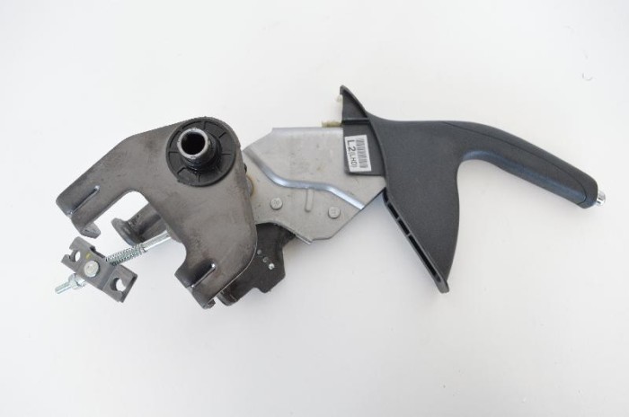 M&acirc;ner fr&acirc;nă de m&acirc;nă HYUNDAI ix35 LM, EL, ELH 2012 OEM: 59710-2S0509R,59710-2S050 | 2364700