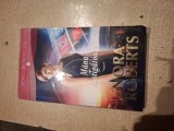Carte nora roberts-mana castigatoare