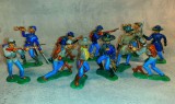 Lot 11 figurine Crescent Toy Razboiul de secesiune, 5 nordisti &amp; 6 sudisti 62 mm vintage England War of Secession America omuleti plastic vopsiti Q