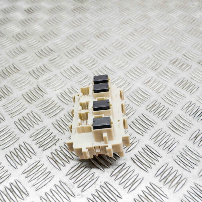 Modul panou de siguranțe NISSAN QASHQAI II J11, J11_ 2017 OEM: 4EB0C,C0221