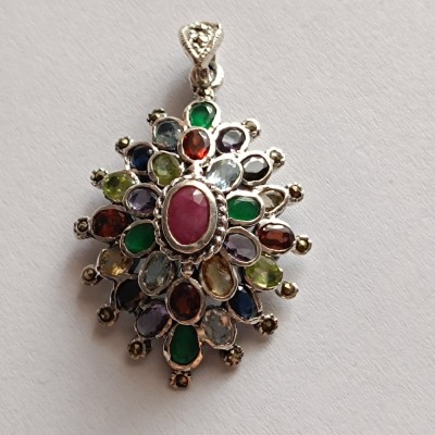 Pandantiv cu cristale foto