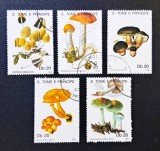 Ciuperci - Sf&acirc;ntul Toma și Principe 1990 - Set 5 Timbre Ciuperci CP1_I