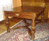 Masa extensibila, stil Biedermeier