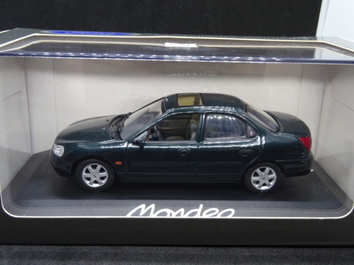 Macheta Ford Mondeo Minichamps 1:43