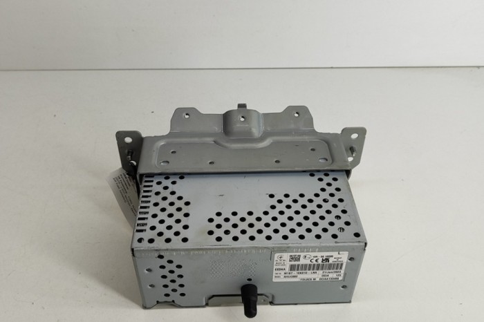 Unitate radio CD navigație FORD PUMA J2K, CF7 2023 OEM: M1BT-18K810-LNA 26388848
