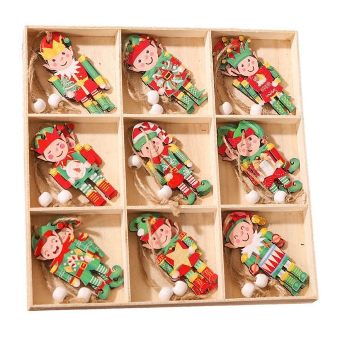 Set 18 decoratiuni de craciun din lemn, flippy, cu snur pentru agatare in brad, model elfi, diferite dimensiuni, multicolor