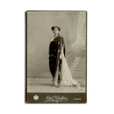 Lucia Cosma, afișul unui concert + fotografie de cabinet