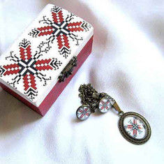 Set cadou motive traditionale , set cutie cu set bijuterii 29319