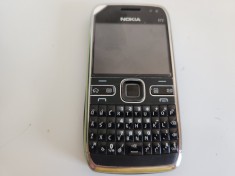 Telefon Nokia e72 reconditionat