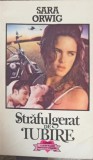Strafulgerat de Iubire - Sara Orwig, Cezara 1992, Roman de Dragoste, Paperback, Lucky in Love
