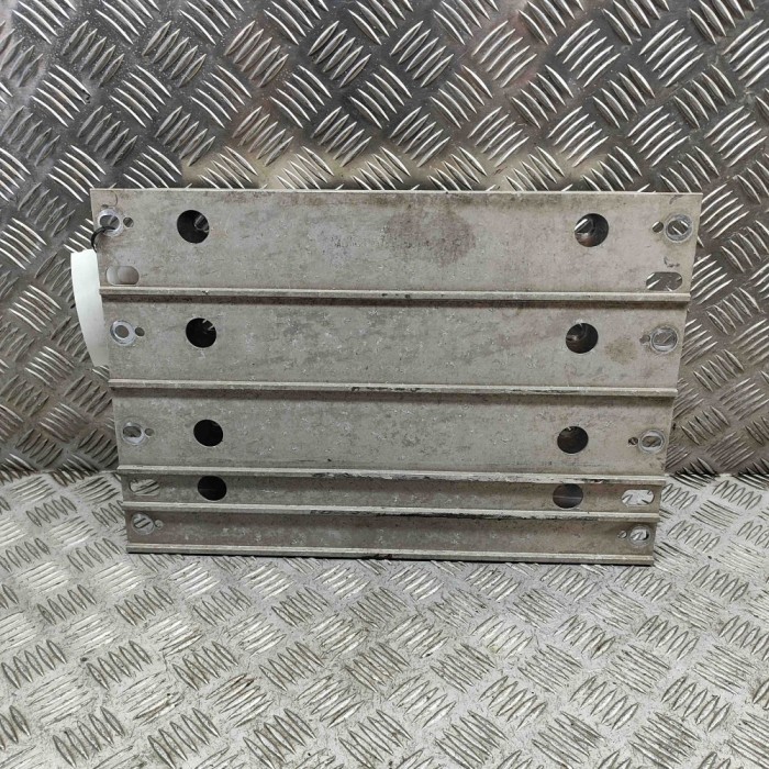 Alt scut motor ASTON MARTIN DB11 2022 OEM: HY53-110023-AC