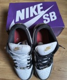 Pantofi sport Nike SB Dunk Low, mărimea 44,5