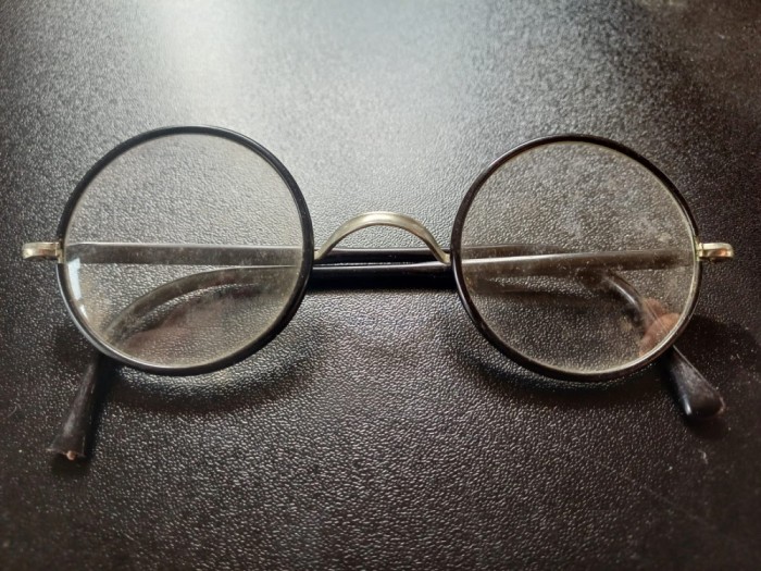 NI285 Ochelari rotunzi, cca anii 1960