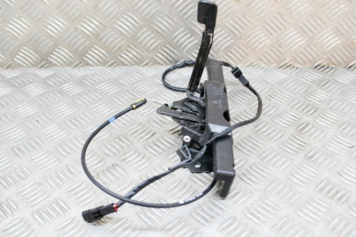 Zăvor de siguranță capota HYUNDAI TUCSON NX4E, NX4A 2021 OEM: 81130N9900,81130-N9900 15233017