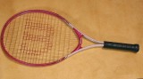 RACHETA TENIS CAMP - WILSON VENUS &amp; SERENA - 220 GRAME - LUNGIME 63 CM ( PT. JUNOIRI FETE - ETC)
