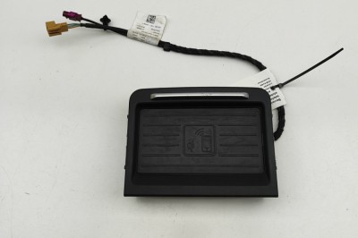 Stație de &amp;icirc;ncărcare wireless AUDI Q5 FY 2017 OEM: 80A864981A,80A864747,80A035502 | 31798069 foto