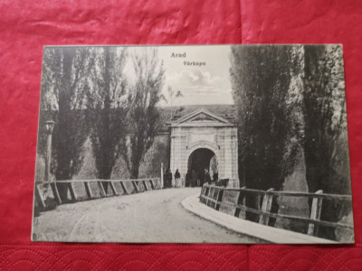 CP - ARAD - Poarta cetatii Aradului foto