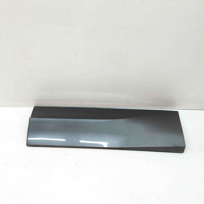 Bandou inferior ușă st&acirc;nga spate VW TOUAREG CR7 2023 OEM: 760854949H