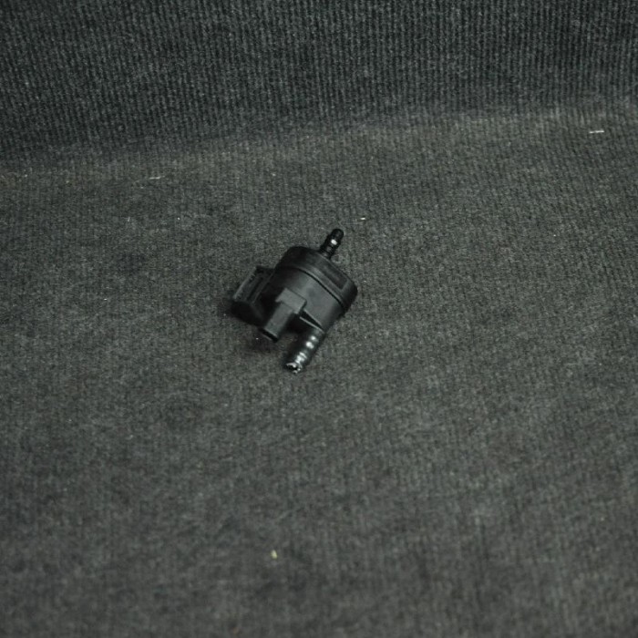 Supapa solenoid AUDI A4 8K2, B8 2013 OEM: 06H906517K 2249628