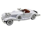 Macheta Auto Mercedes-Benz 500K alb Special Roadster 1936 1:18 Metal Die-Cast