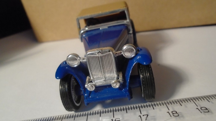 bnk jc Matchbox Yesteryear Y8 1945 MGTC