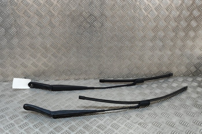 Braț ștergător față LAND ROVER RANGE ROVER VELAR L560 2018 OEM: HK83-17526-BA,HK83-17526-AA 27452257